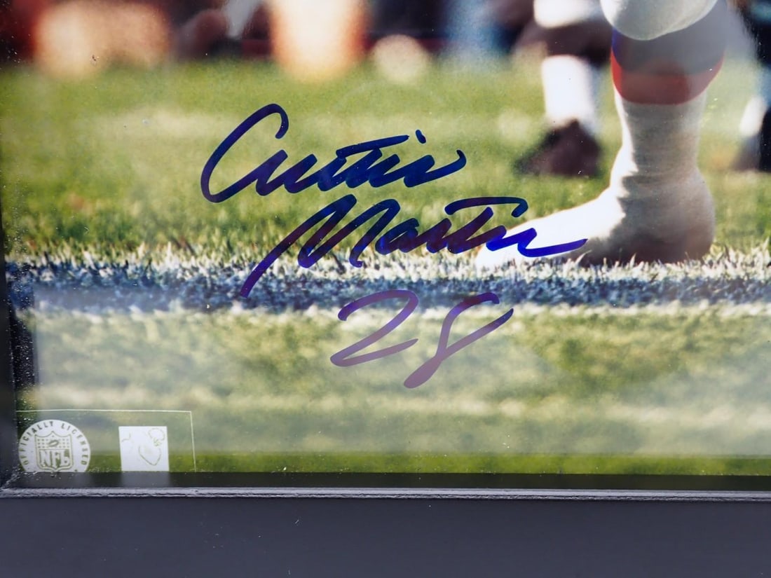 Curtis Martin Autographed Color Photograph - 2