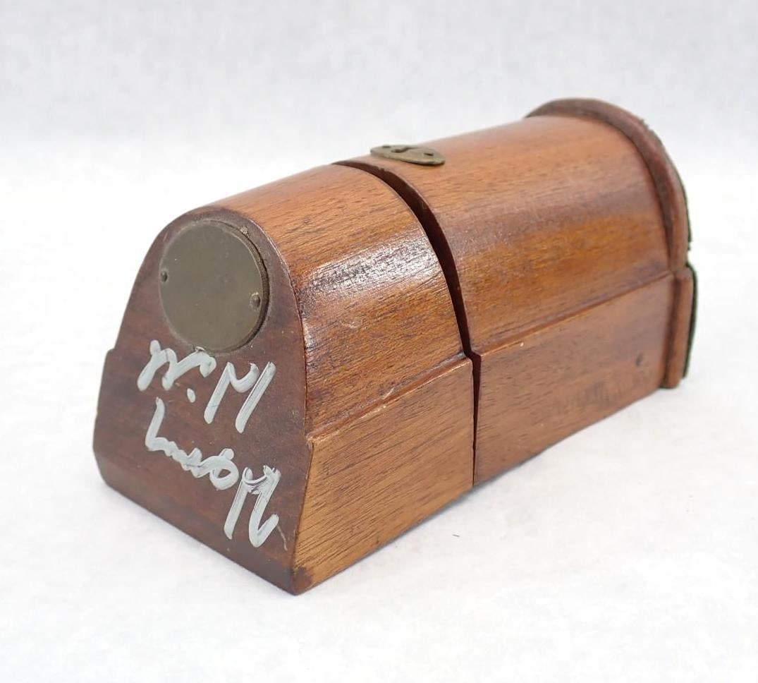 Henry Hill Goodfellas Autographed Covered Wood Box (1 of 5)