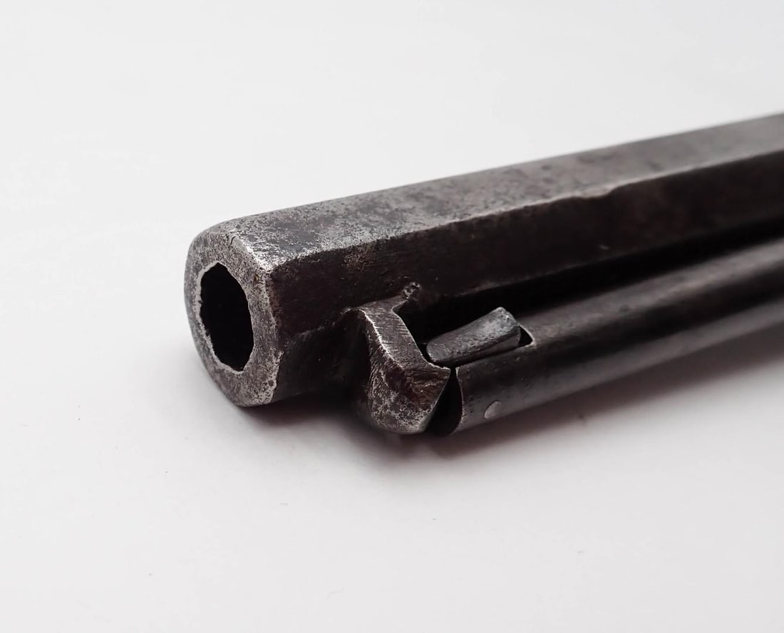 Colt 1851 Navy Revolver - 11