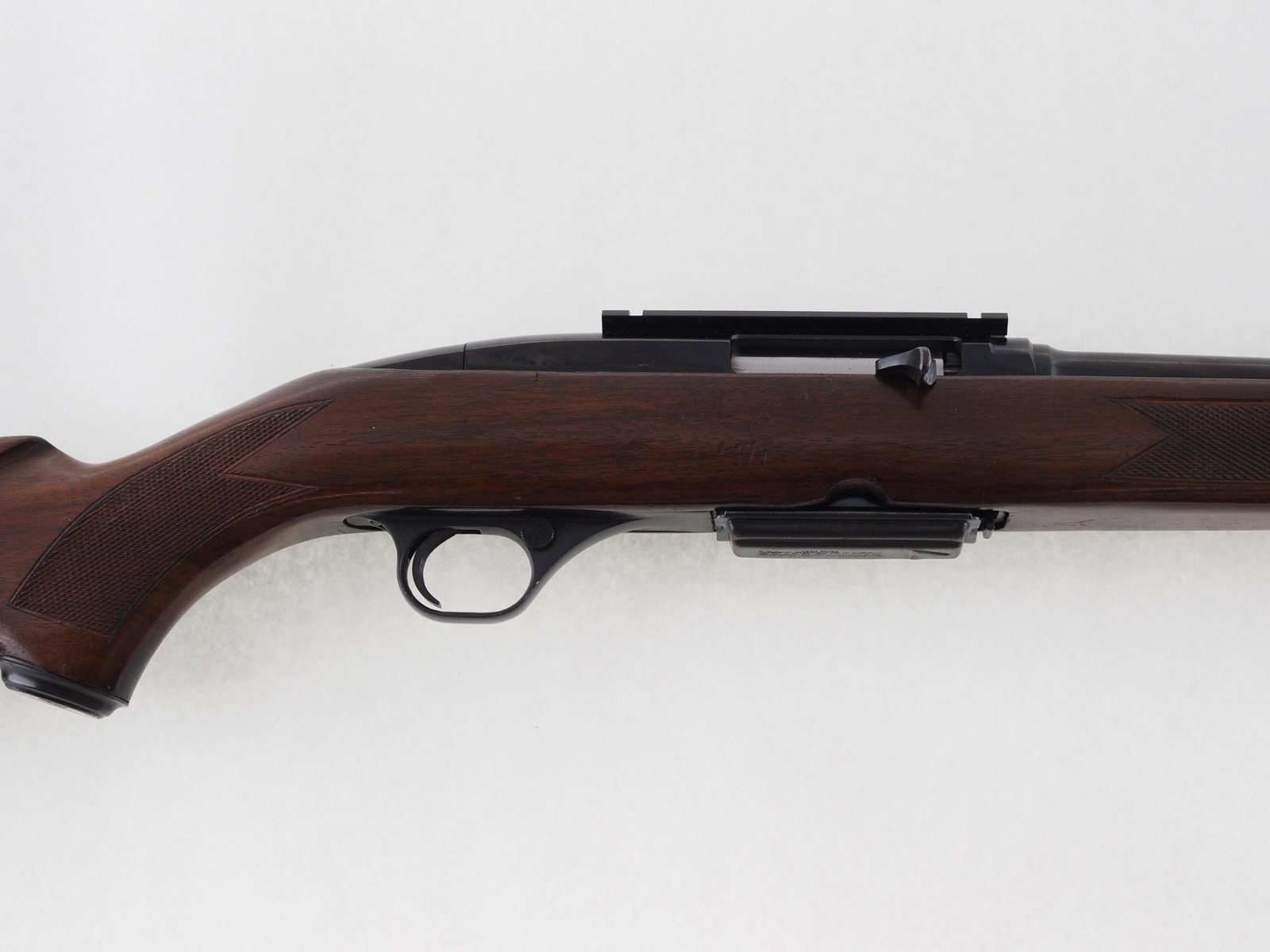 Winchester 100 Rifle - 4