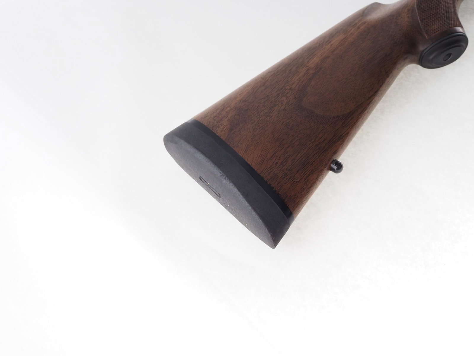 Kimber 84M Classic Rifle - 9