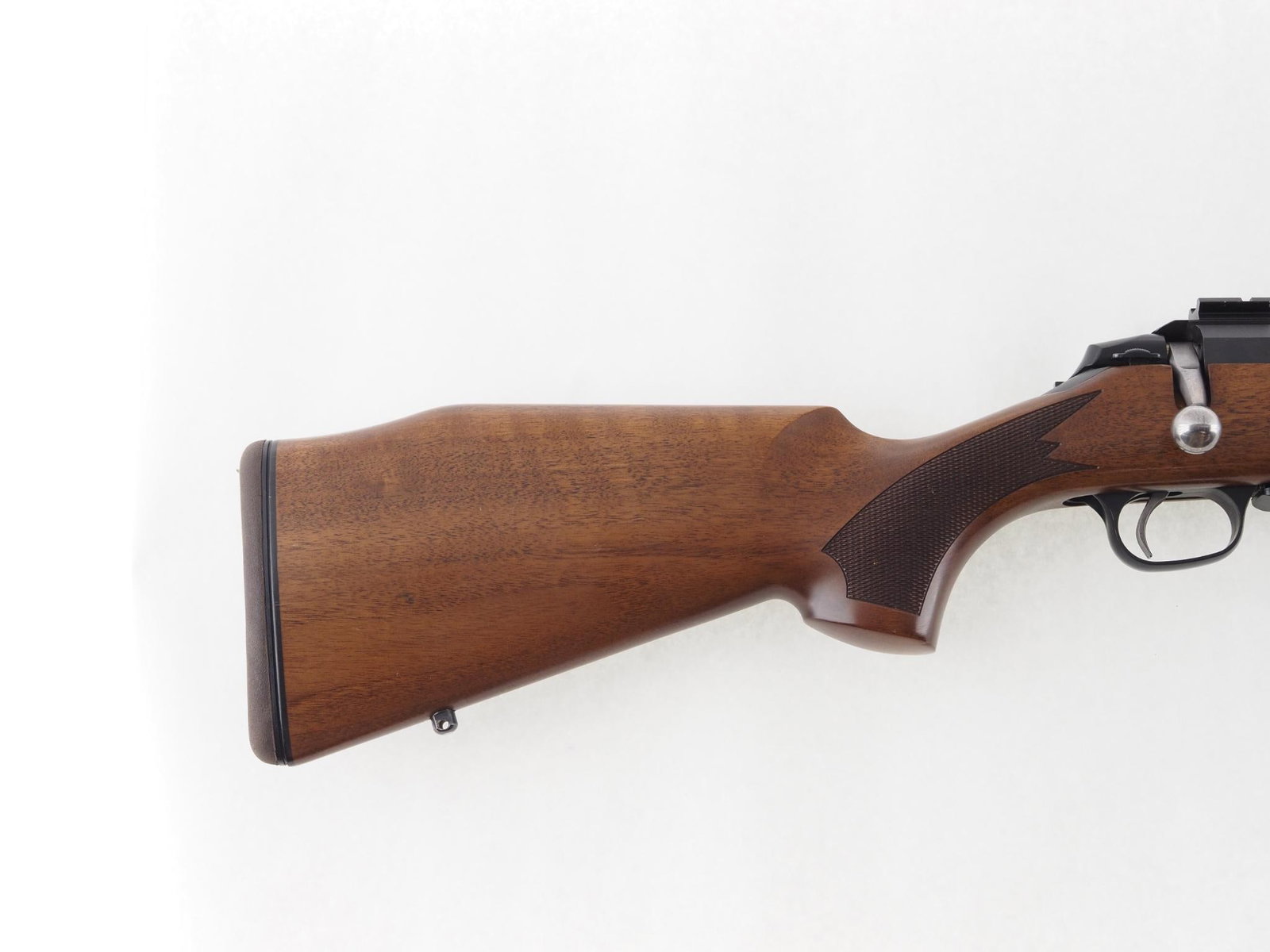 Tikka M695RH Rifle - 3
