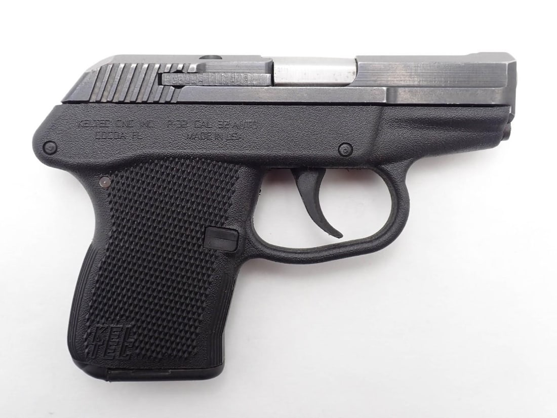 Kel-Tec P-32 Pistol: SN: 04093 Cal: .32 Auto Action Type: Semi-Automatic Bore: good / very good Overall Cond: good Mechanical: fine Box/Papers/Acc: with the factory box Classification: Modern A&D #: 26-0553