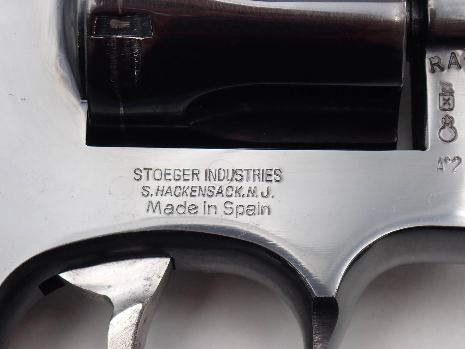Llama Super Comanche Revolver - 4