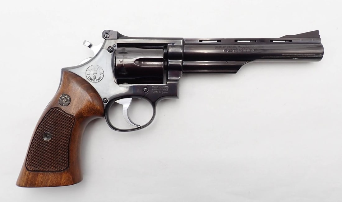 Llama Comanche III Revolver: SN: S881279 Cal: .357 Mag. Action Type: Double Action Barrel Length: 6" Sights/Optics: adjustable rear sight Stock: checkered hardwood Finish: blue Bore: very good / excell