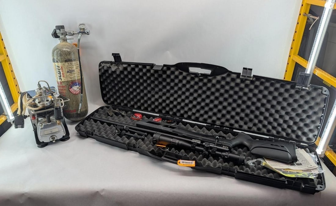 Umarex Gauntlet .22 Cal Pellet Rifle: s/n 0518229903001886, with Pinty 4-16X40 scope, detachable bipod, (4) magazines, Yong Heng high pressure air compressor, Scott portable air tank and a hard case