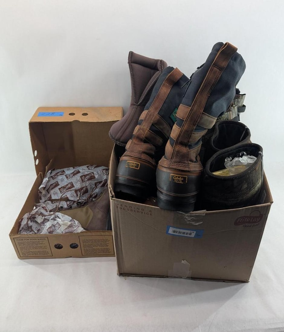 (6) Pairs of Mens Outdoor Boots: sizes range from 8.5 to 10