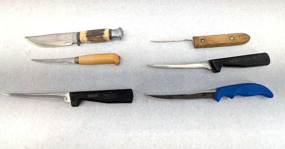 Knife Lot Incl. (5) Fishing Fillet Knives & (1) Fixed Blade Knife - 2