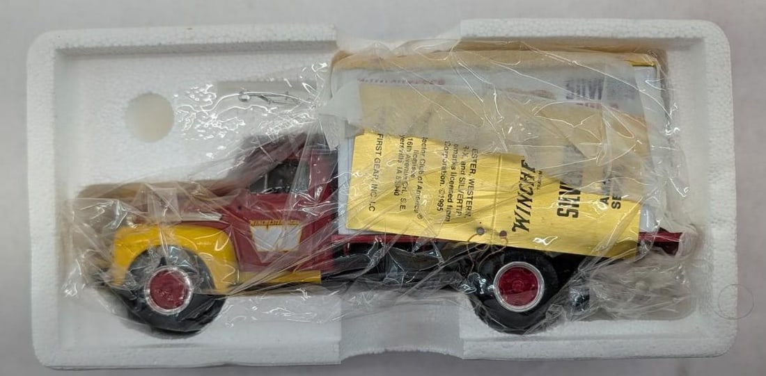 Toy Collectors of America Diecast '51 Ford Winchester .308 Silver Tip Delivery Truck - 3