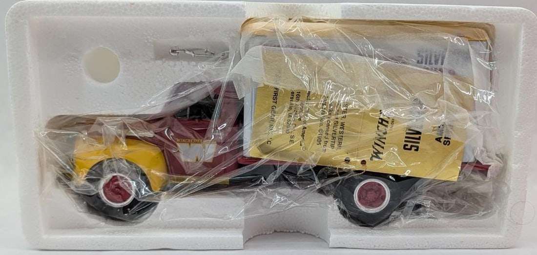 Toy Collectors of America Diecast '51 Ford Winchester .308 Silver Tip Delivery Truck - 4