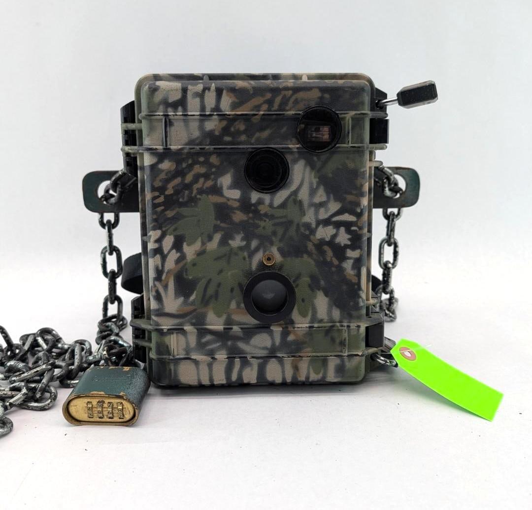 Canon Sure Shot Owl Camera W/ Camo Game Camera Case (1 of 8)