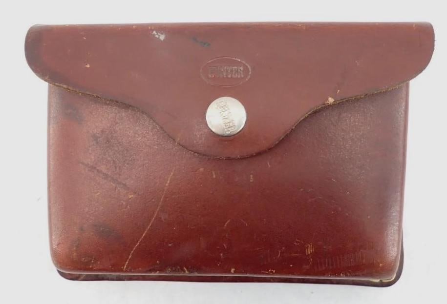 (11) 308 Win Cartridges & Hunter Leather Ammo Pouch: (11) 308 Win Cartridges & Hunter Leather Ammo Pouch
