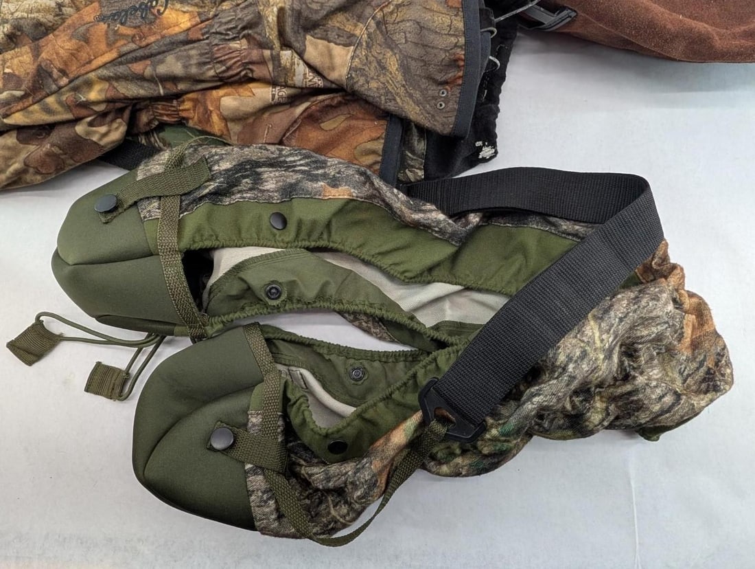 Assorted Camo & Hi-Viz Gear - 5
