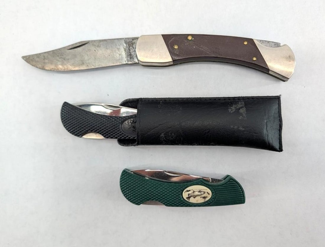 (3) Sabre Folding Knives: (3) Sabre Folding Knives