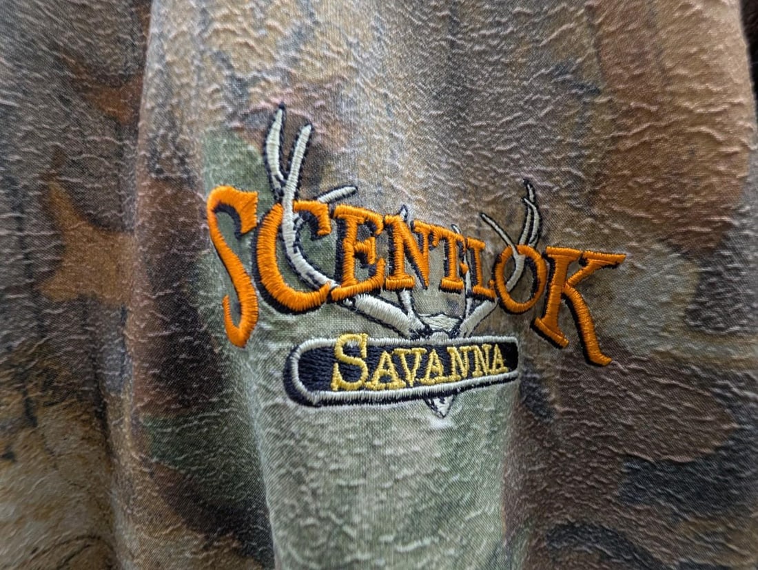 Set of Camo Hunting Gear Jacket & Pants - 10