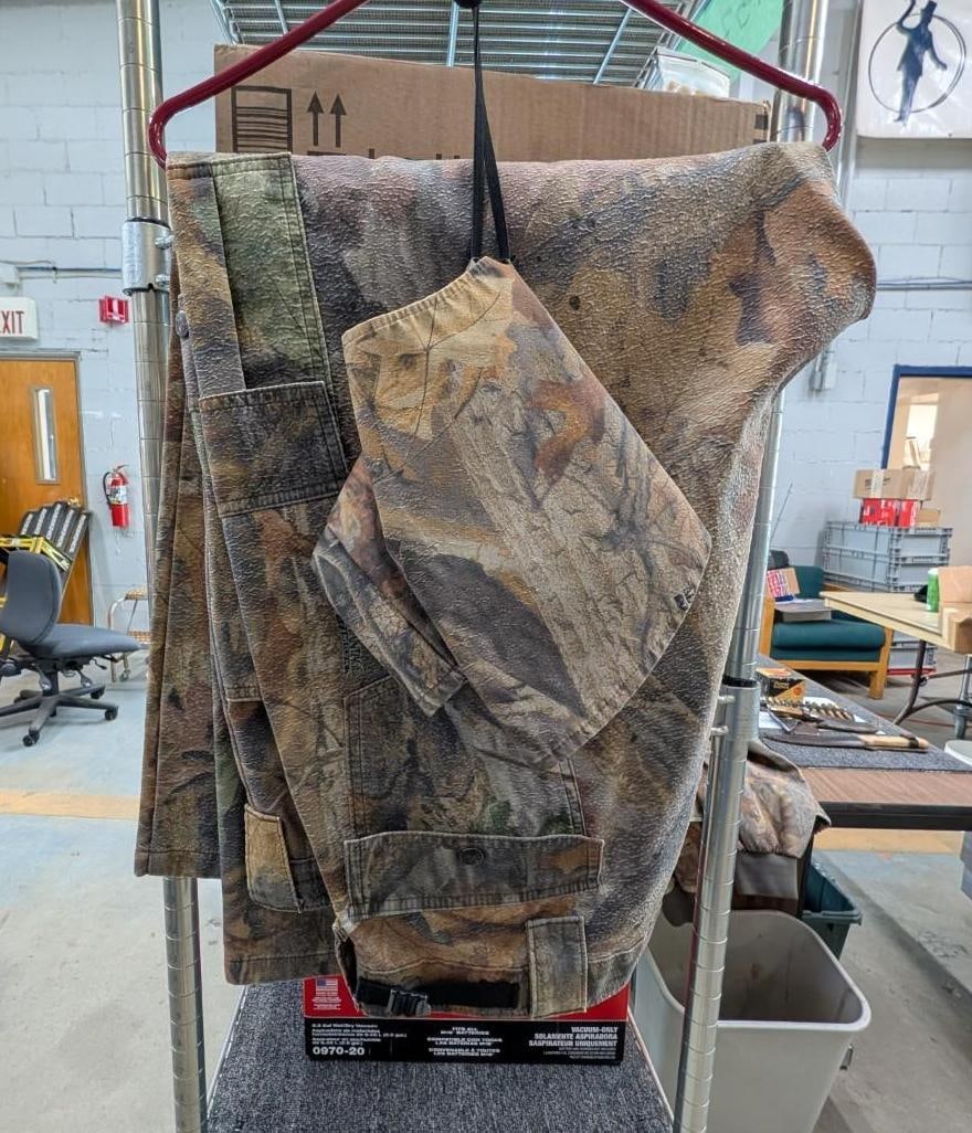 Set of Camo Hunting Gear Jacket & Pants - 13