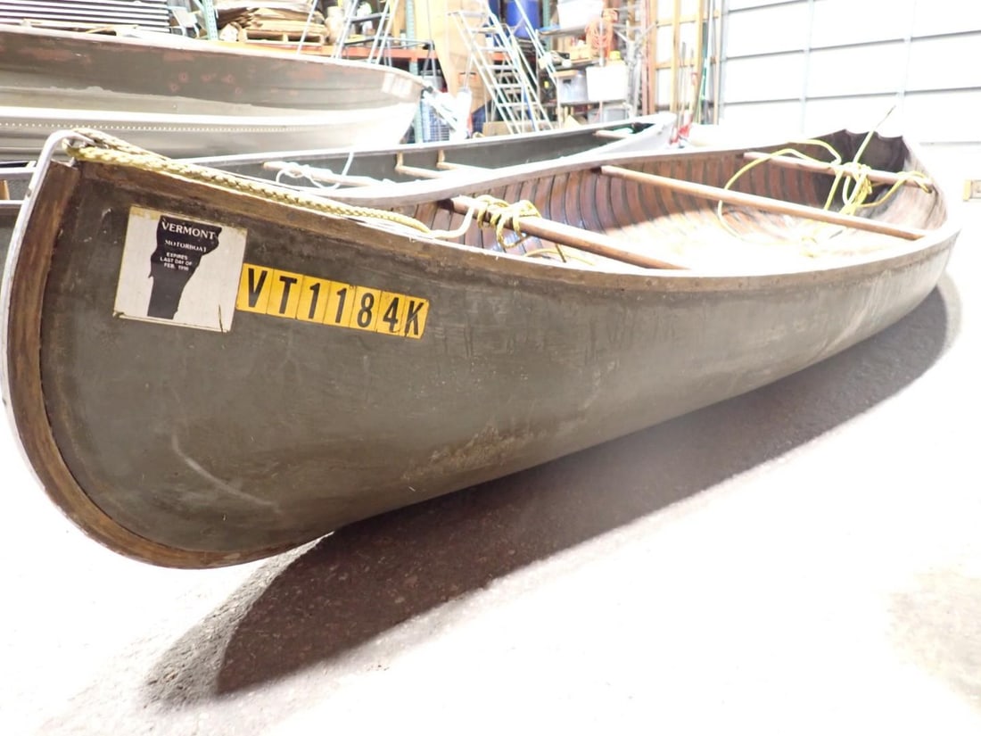 Vintage Wood Ribbed 10' Canoe - 4
