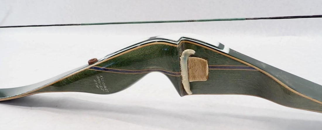 Bear Kodiak Magnum Recurved Bow - 5