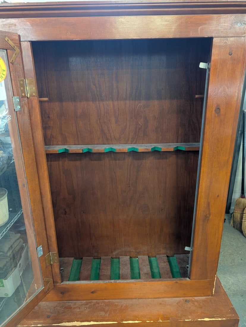 Six Place Pine Rifle Cabinet W/ Internal Locking Mechanism - 4