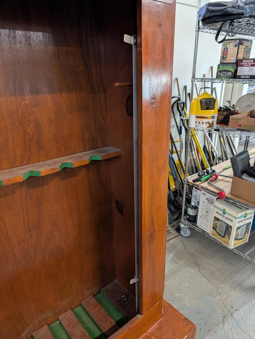 Six Place Pine Rifle Cabinet W/ Internal Locking Mechanism - 5