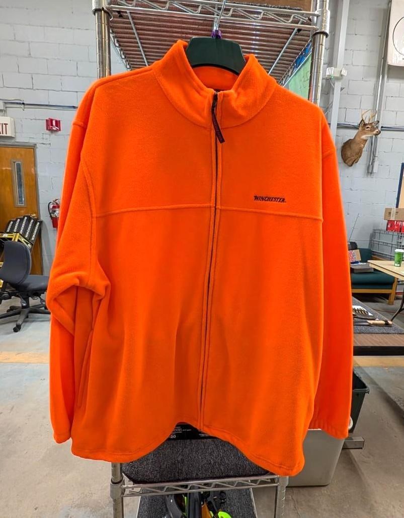 (6) Fleece & Insulated Jackets/Vests - 9