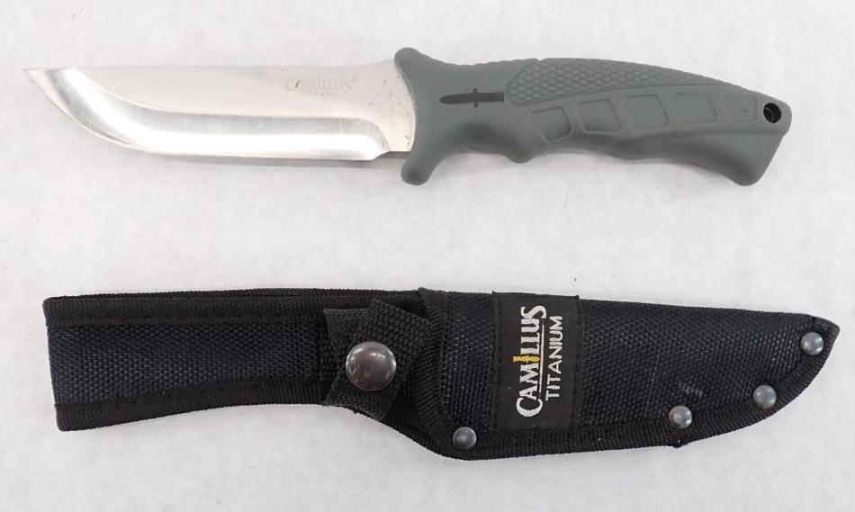 (2) Fixed Blade Knives - 2
