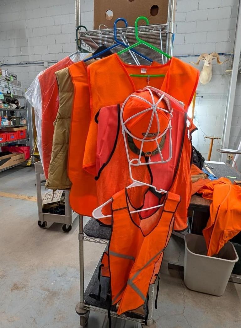 (8) Hi-Viz Hunting Vests: incl. Cabelas, Mossey Oak, and others, asst. sizes L-XL