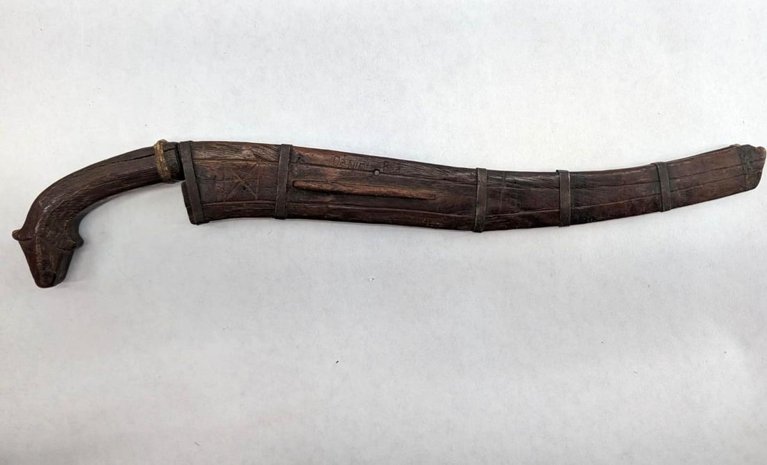 Vintage Philippine Curved Fixed Blade Knife - 4