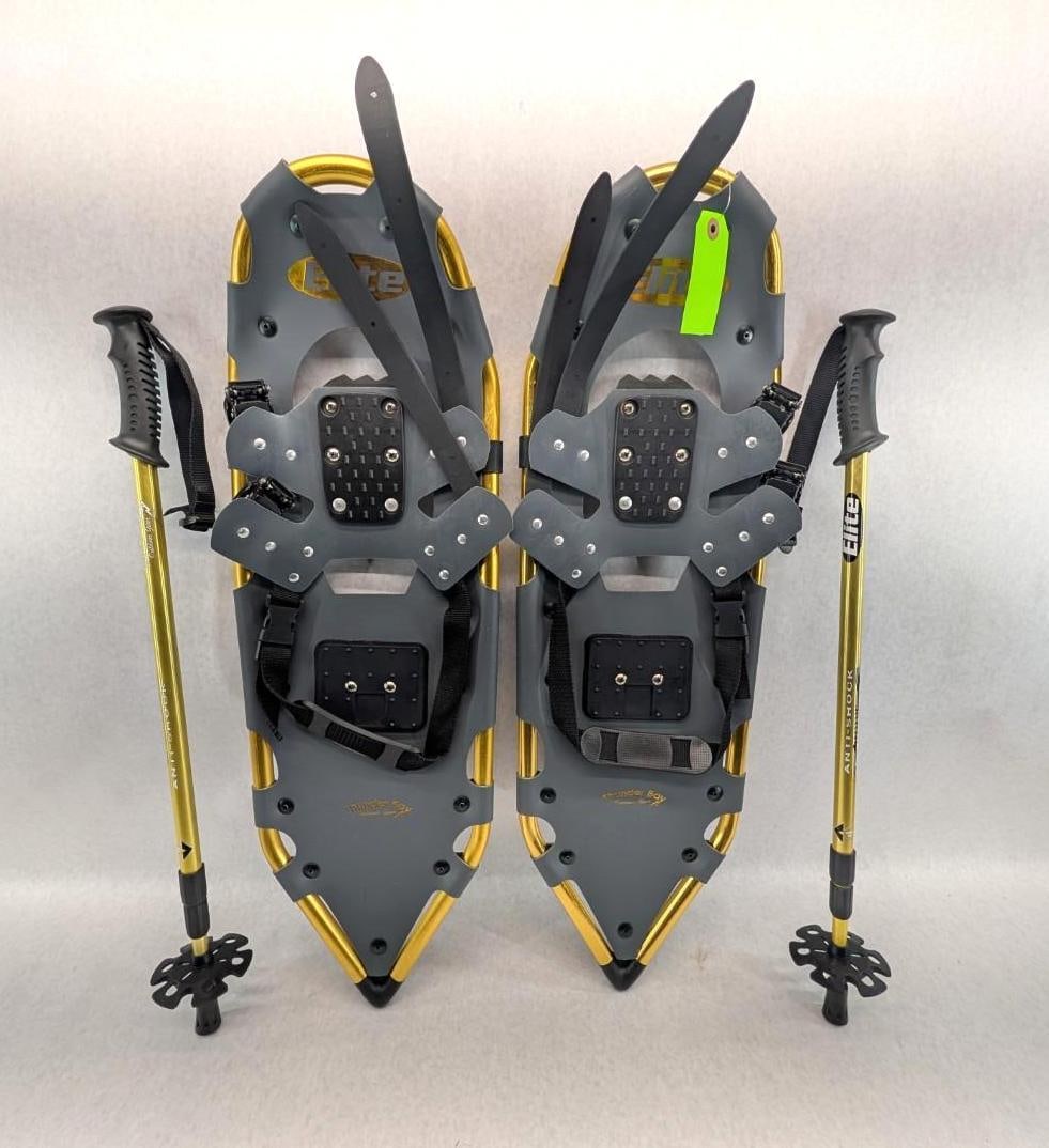Pair of Thunder Bay Elite Snowshoes W/ Poles: 30", comes w/ travel case