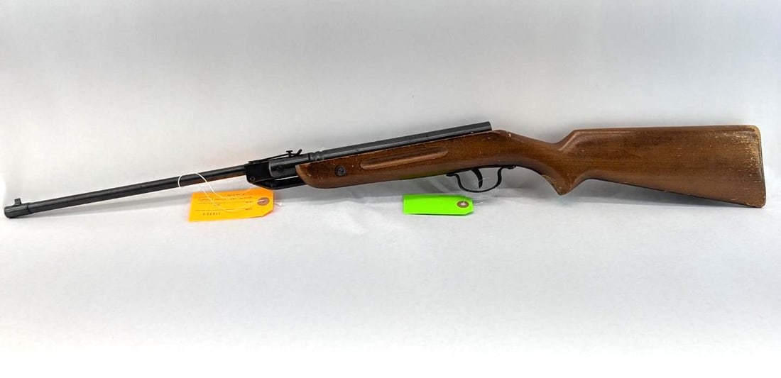 Slavia Model 622 Air Rifle .22 Caliber: no s/n