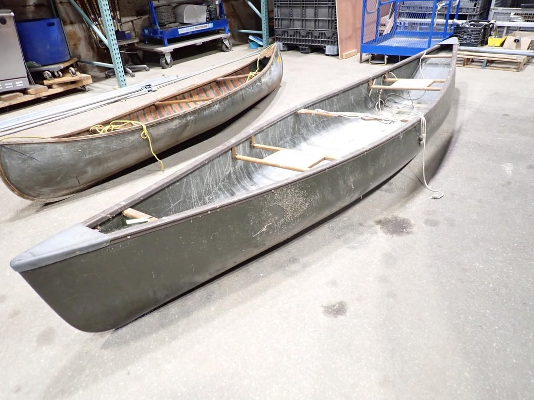 Three Rivers Fiberglass Canoe 14'3" - 3