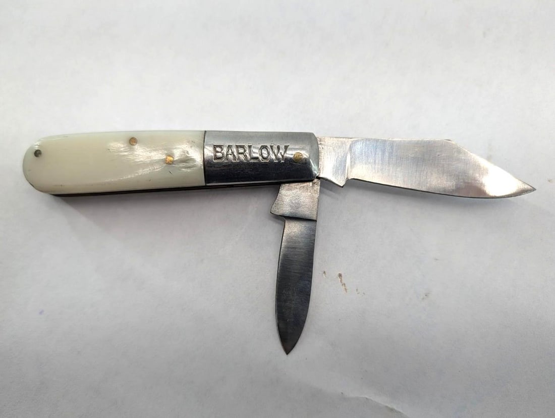 (2) Barlow Folding Knives - 3