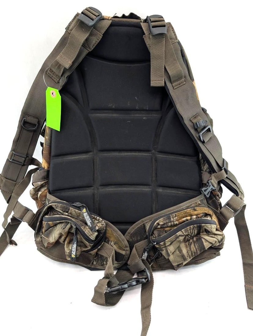 Realtree Scent Blocker Camo Backpack - 8