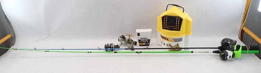 (2) Zebco Rod & Reel Combo W/ Frabill Minnow Bucket & Battery Powered Aeration System: incl. (1) Daiwa baitcasting reel and (1) Shakespeare spinning reel