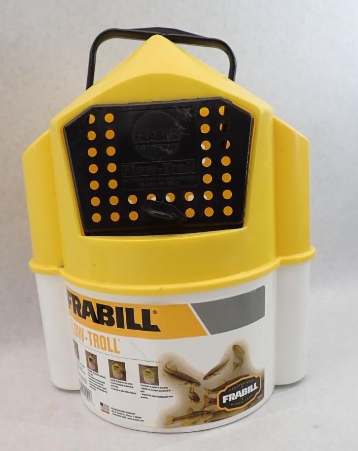 (2) Zebco Rod & Reel Combo W/ Frabill Minnow Bucket & Battery Powered Aeration System - 4