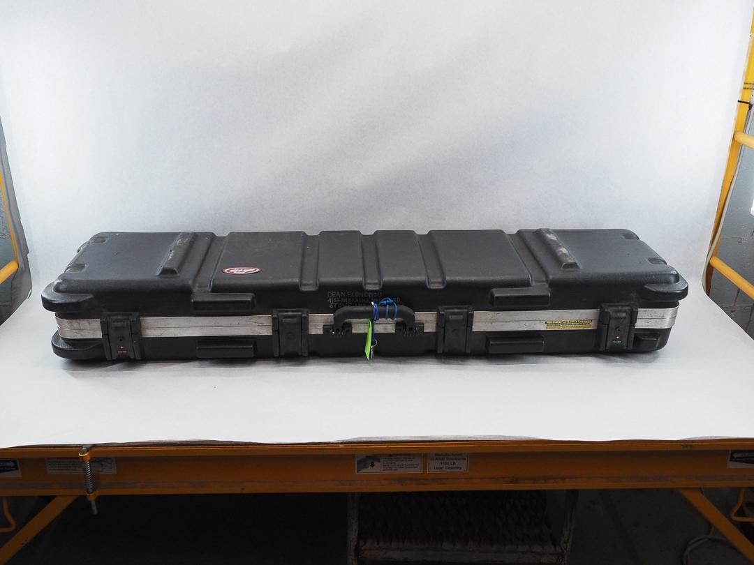 SKB Lockable Rifle Case - 2