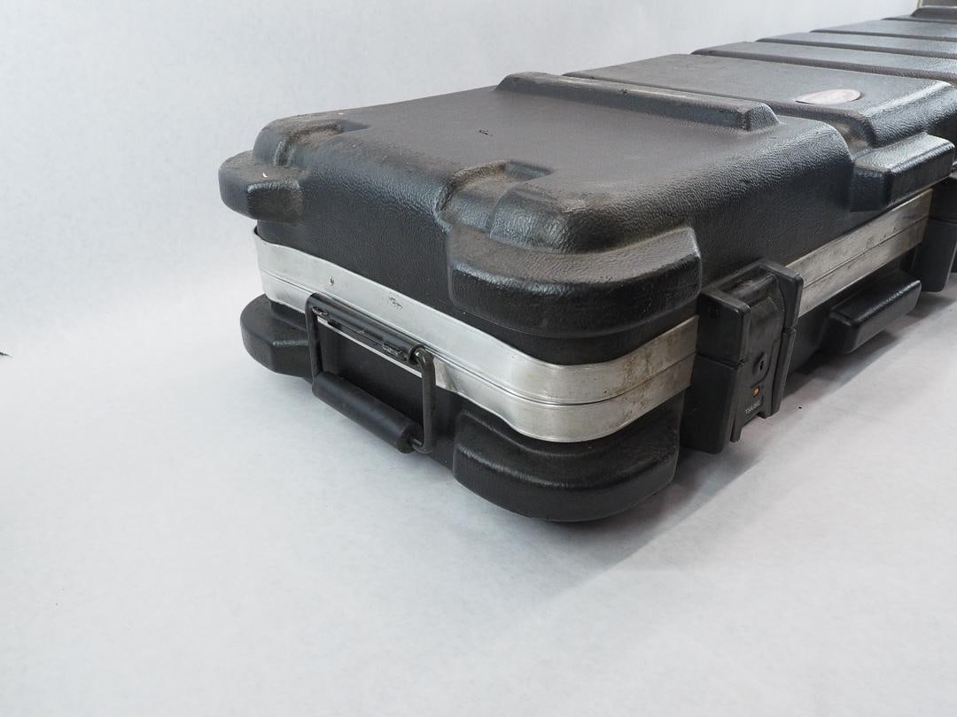 SKB Lockable Rifle Case - 8