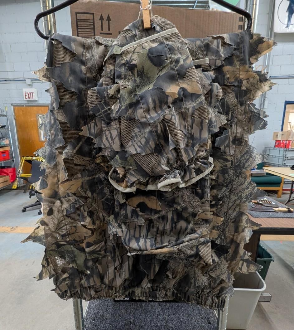 (4) pc. 3D Leafy Camo Set - 3