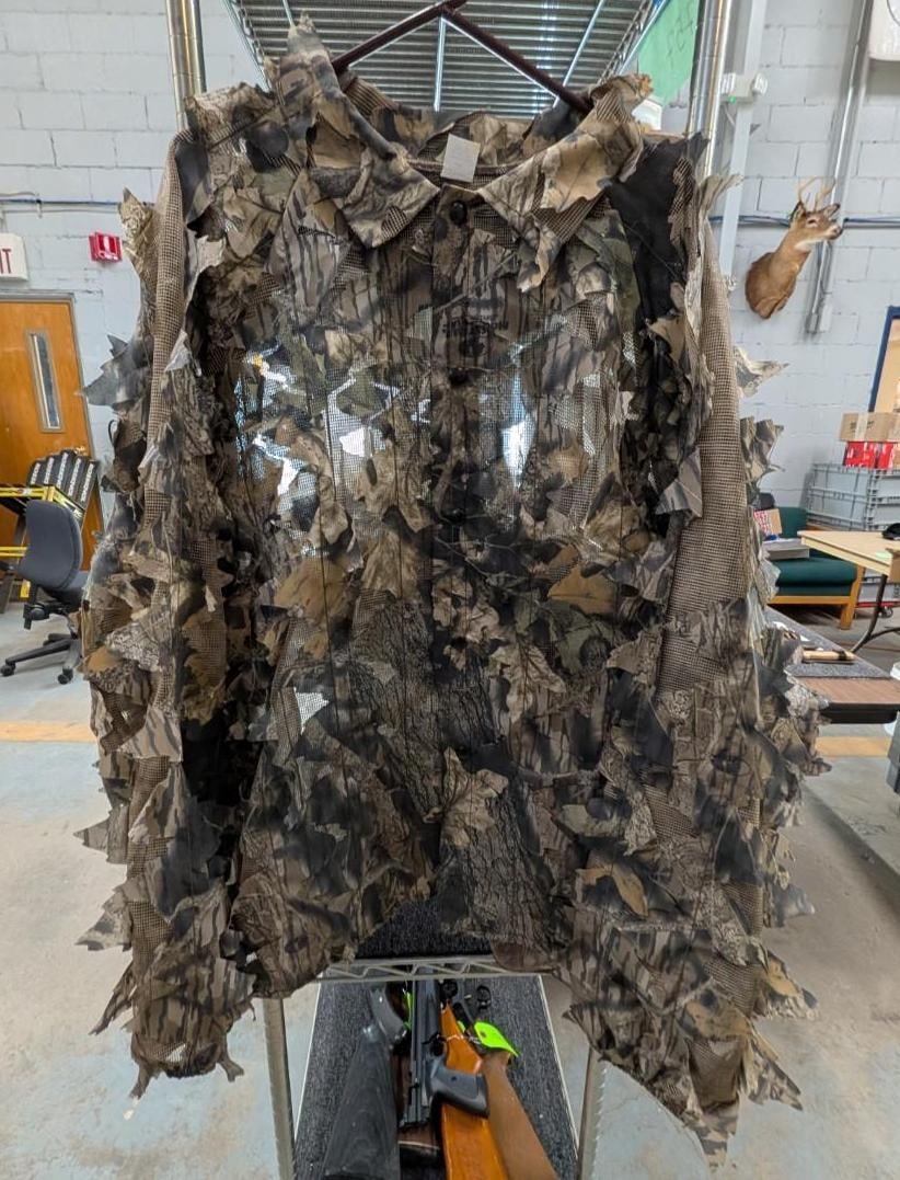 (4) pc. 3D Leafy Camo Set - 4
