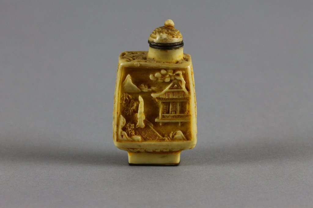 Antique Chinese Carved Ivory or Bone Snuff Bottle: Antique 19/20th century Chinese Carved Ivory or Bone Snuff Bottle with markings to bottom. We are proud to offer a fabulous collection of antique snuff bottles and Fine quality antique jade from the B