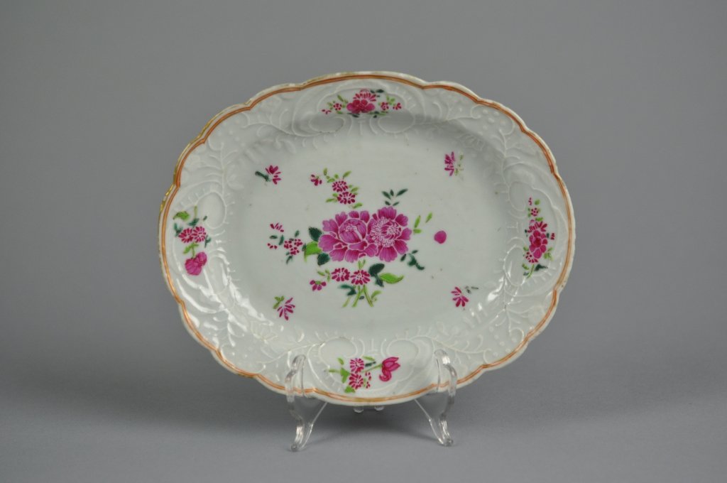 Chinese Qianlong Famille Rose 18thc Molded Platter: Chinese Qianlong Period Famille Rose 18thc Molded Platter; measures (19cm) 7.5" L. x (15cm) 6" w. / This collection, having belonged to Mrs. Dufeu's father Gylfe Burdin, has not been seen on the marke