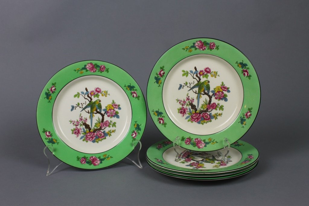 Five 20th c. English Parrot Green Dishes: Five 20th c. English Green Dishes marked Crown Ducal Ware; one is damaged measures 8"