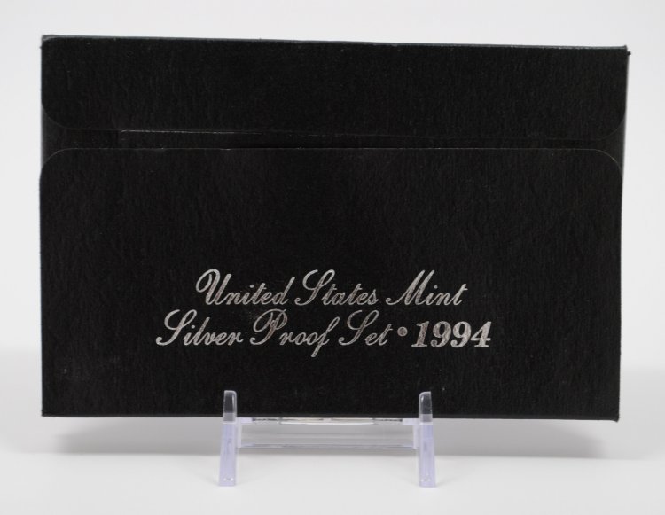 1994 GENUINE US MINT SILVER PROOF SET: Winner shall receive (1) set precisely resembling the set shown here. Winner shall receive (1) 1994 Genuine US Mint Silver Proof Set selected at random from stock on hand. UB (KVMM UB)