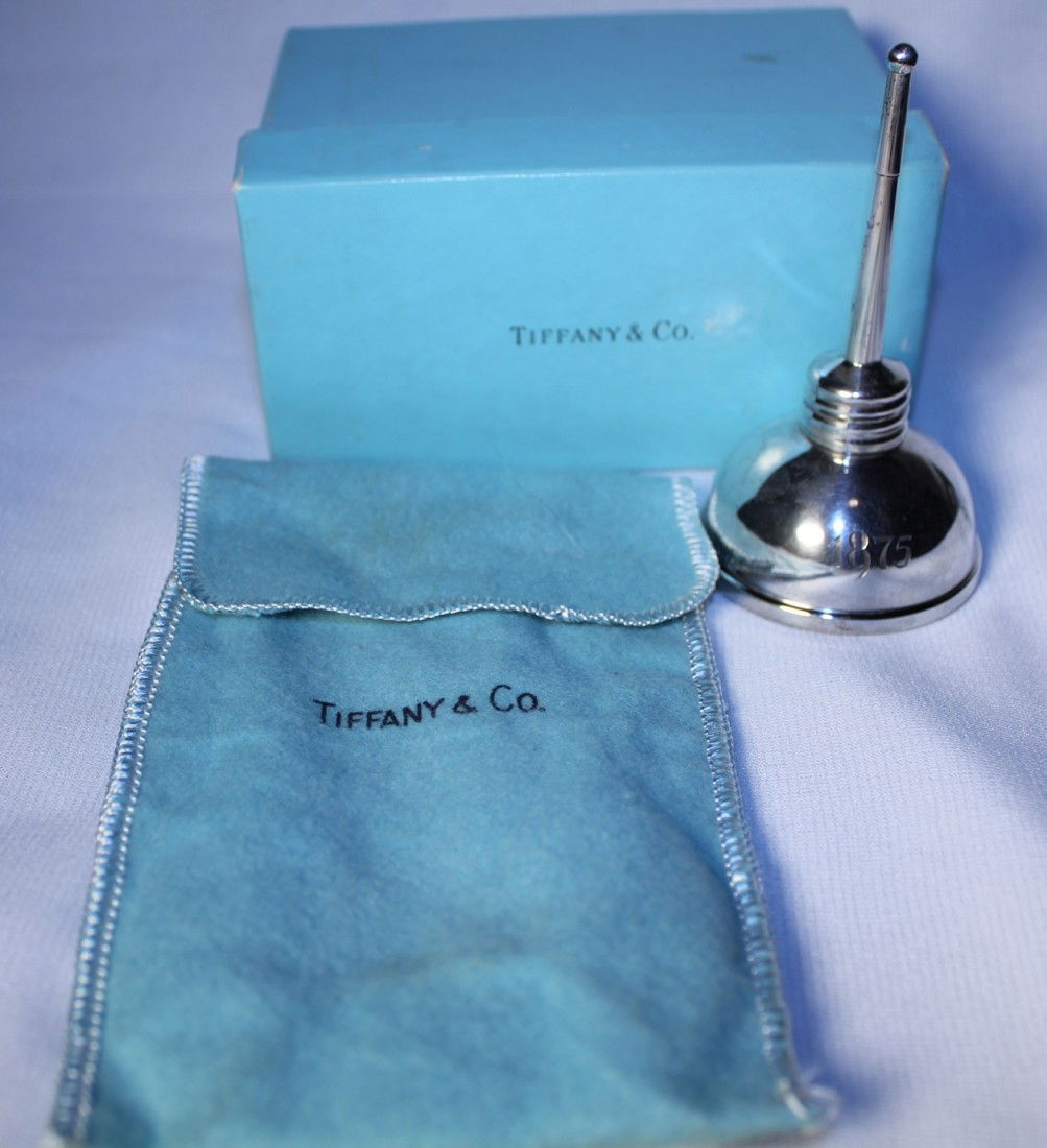 TIFFANY CO. STERLING SILVER OIL CAN: Offered is a Vintage Tiffany & Co. Sterling Silver Oil Can Vermouth Dispenser. The oil can Vermouth dispenser measures approx. 4" High x 2.25" diameter. The dispenser has 3 parts, the base, the spout