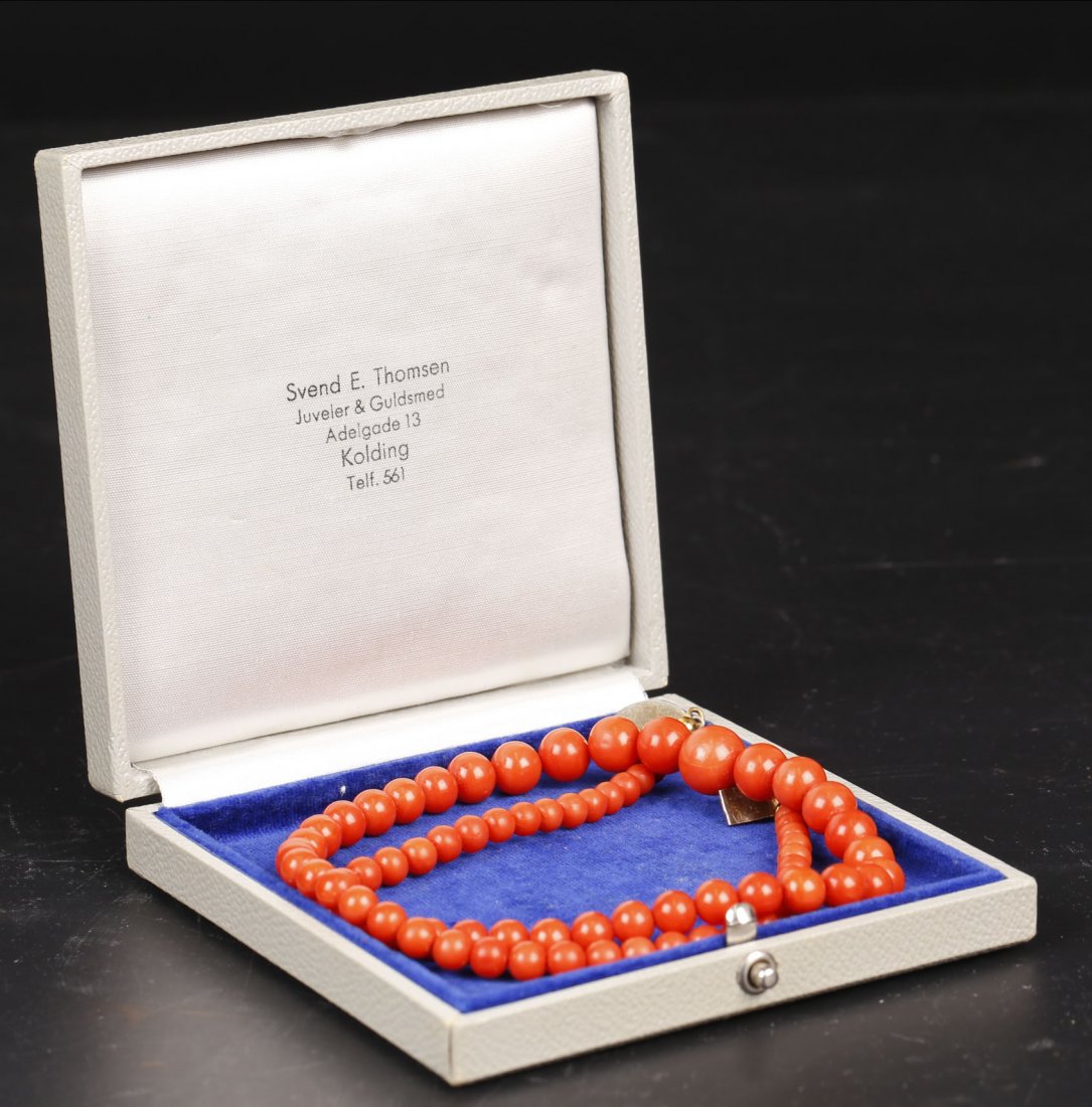 Natural Coral Necklace W/ Sterling Silver Buckle. (1 of 9)