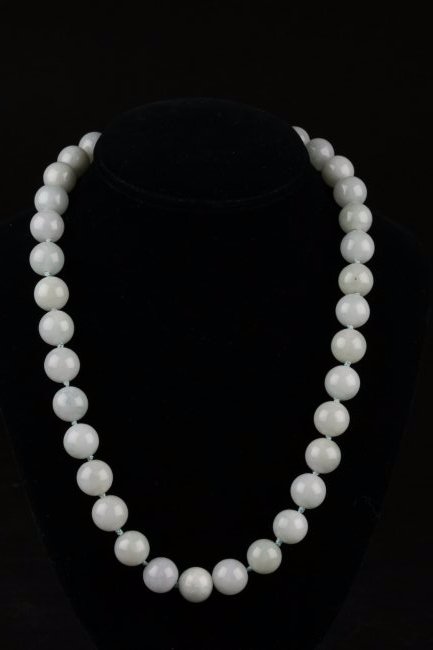 Natural A Grade Jadeite Beaded Necklace. (1 of 10)
