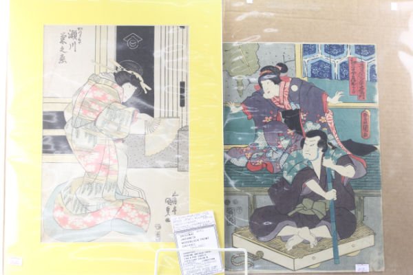Two of Ukiyo-e Literally, Japan woodblock printing: Two of Ukiyo-e .Literally : pictures of the floating world.Japan woodblock printing.size:34x22cm,37x25cm