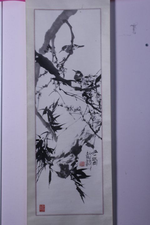 CHINESE WATER COLOR HAND PAINTED HANGING SCROLL: Chinese water colour hand painted hanging scroll. Chinese watercolour hand painted flowers and birds on rice paper by famous artist LumMing Wong. Good condition
