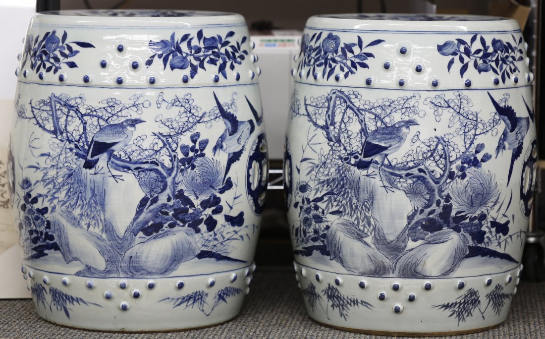 Pair of Blue and White Porcelain Stools.: Late Qing dynasty. Condition: Good. 晚清青花国画风格精绘花鸟纹鼓钉坐墩一对