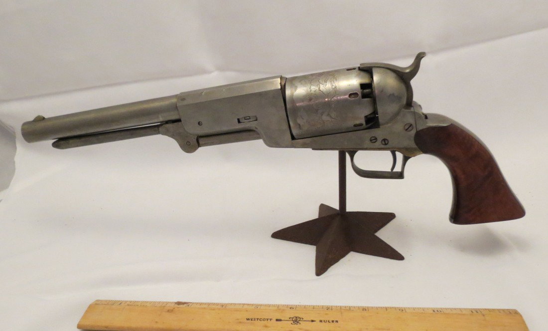 Copy of a Colt Walker by Cimarron Arms. Antique f: Copy of a Colt Walker by Cimarron Arms. Antique finish, Serial No. 11181, in excellent condition. No FFL transfer required